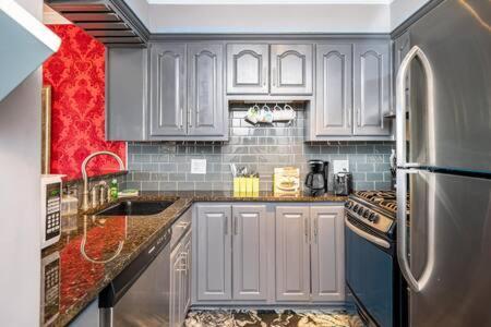 Apartment Downtown Atl Walk Score 78 W Free Parking Lm1104